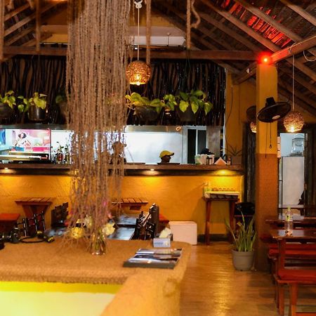 Coconut Style Restaurant&Milinda Guest Hotel Unawatuna Exterior foto