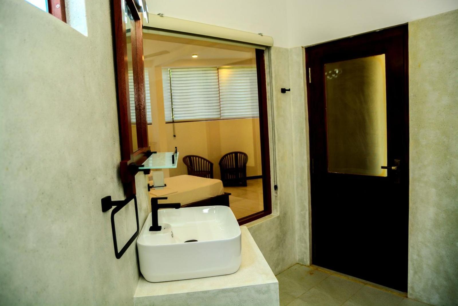 Coconut Style Restaurant&Milinda Guest Hotel Unawatuna Exterior foto